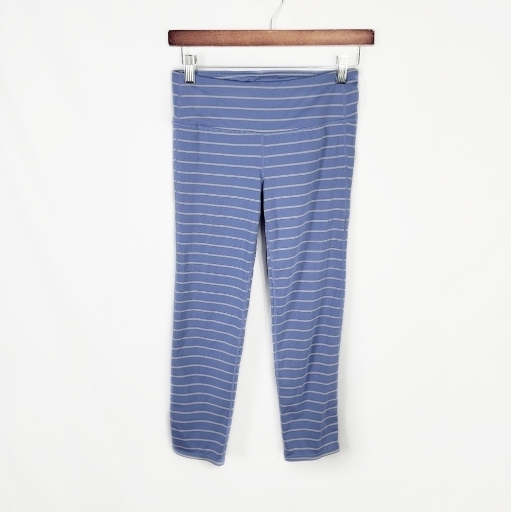 Athleta size ST capris